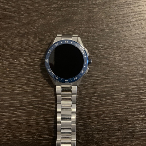 Tag Heuer Connected Smartwatch - Picture 2 of 2
